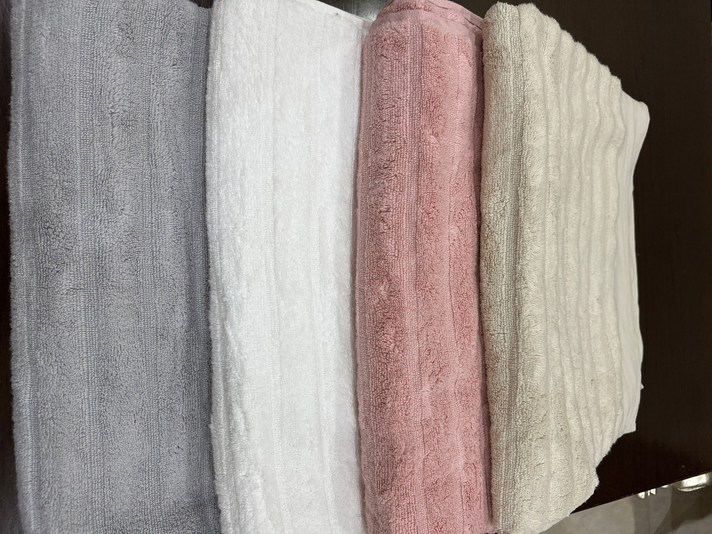 Platinum Collection | Pure Cloud Zero Twist Bath Sheet