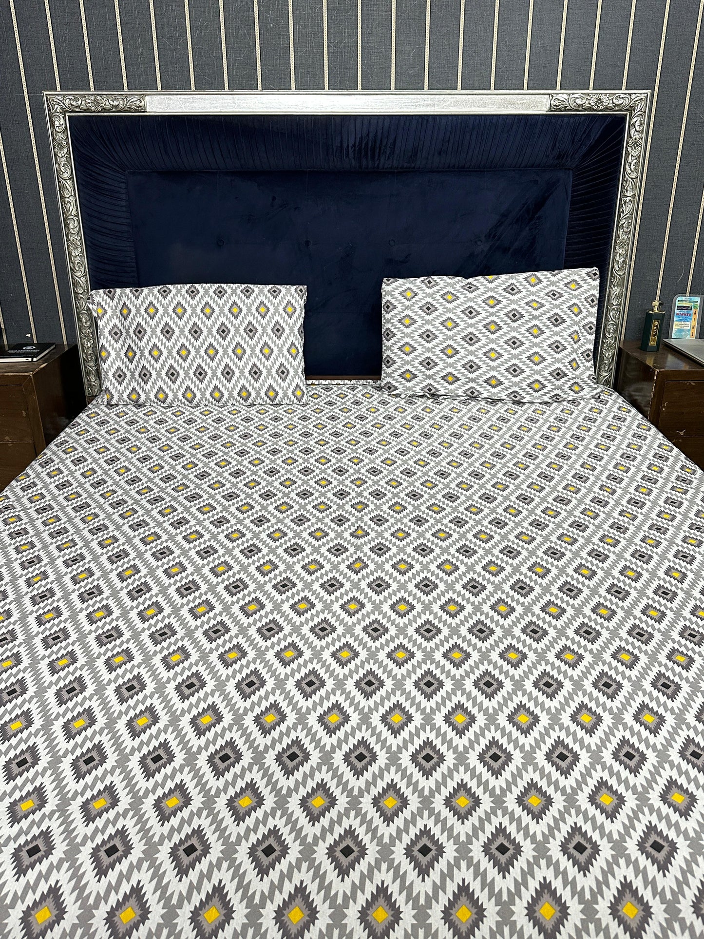 Serene 15 | King sized bedsheet