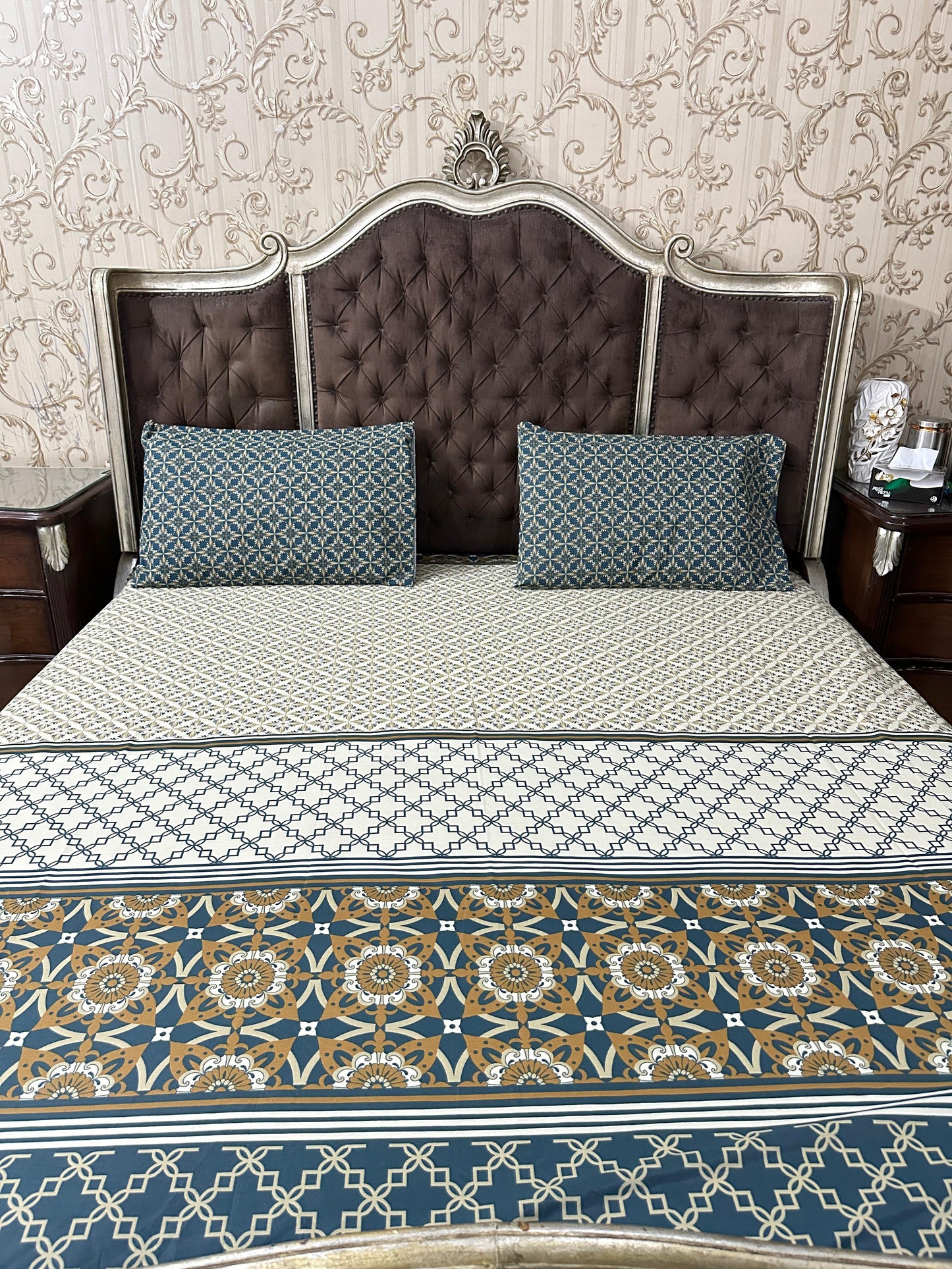 Serene 18 | King sized bedsheet