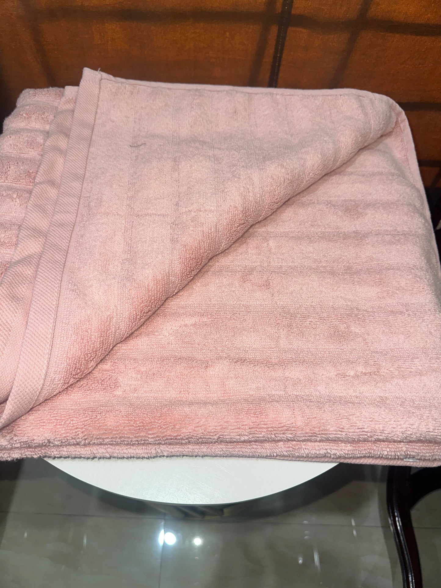 Platinum Collection | Blush Mist Zero Twist Bath Sheet