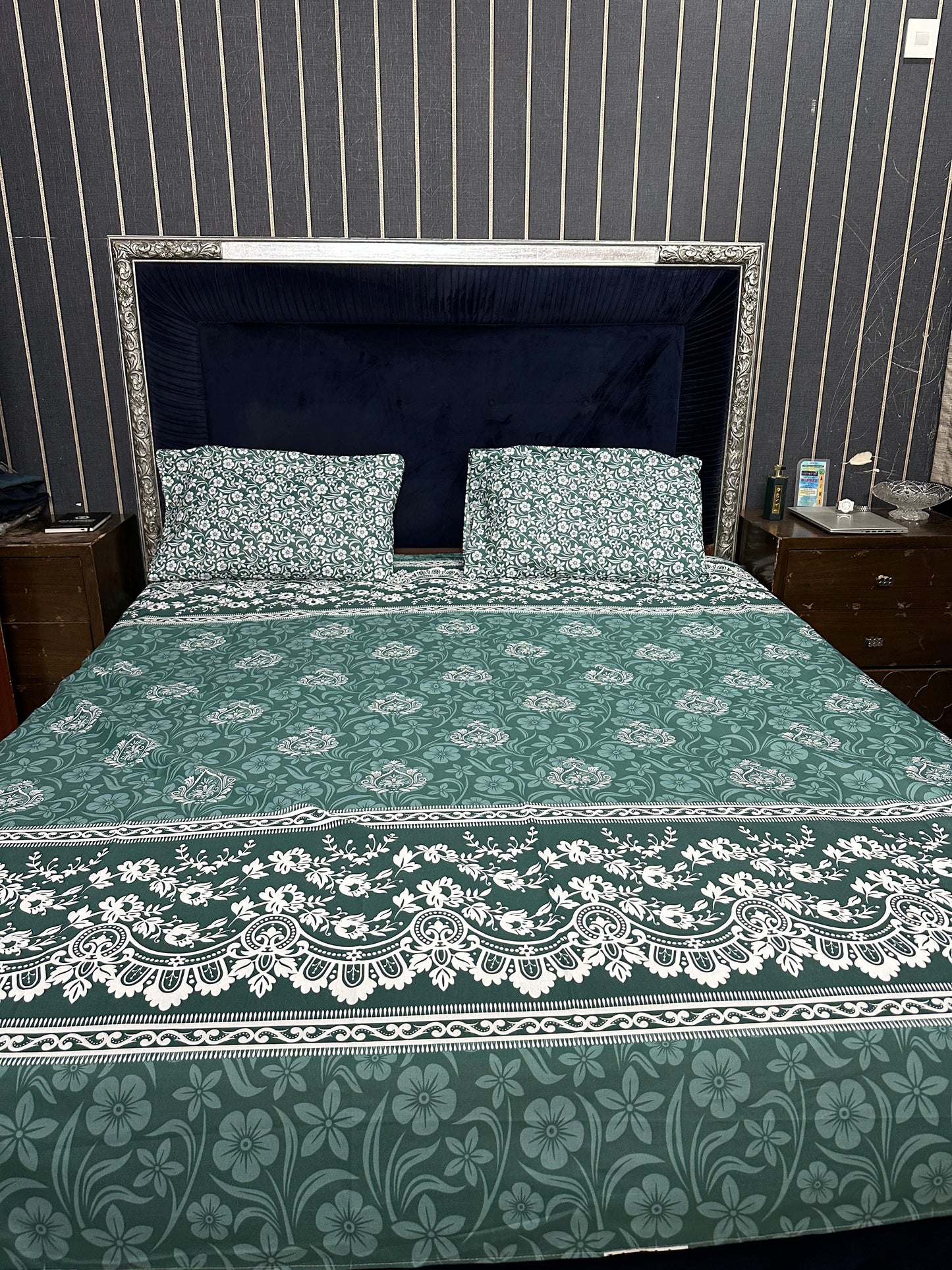 Serene 12 | King sized bedsheet